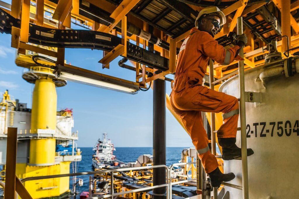 High-level panel at Africa Energy Week (AEW): Invest in African Energies 2025