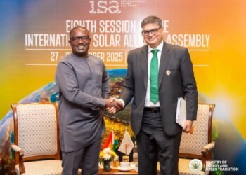 Ghana Enhances Partnership with ISA to Boost Renewable Energy 3 Energy Minister with ISA Director-General