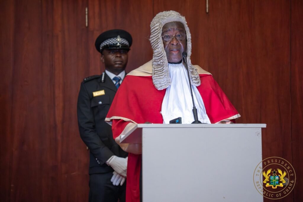 Justice Baffoe-Bonnie Sworn In as Ghana’s 16th Chief Justice 3 16th Chief Justice Swearing in 2