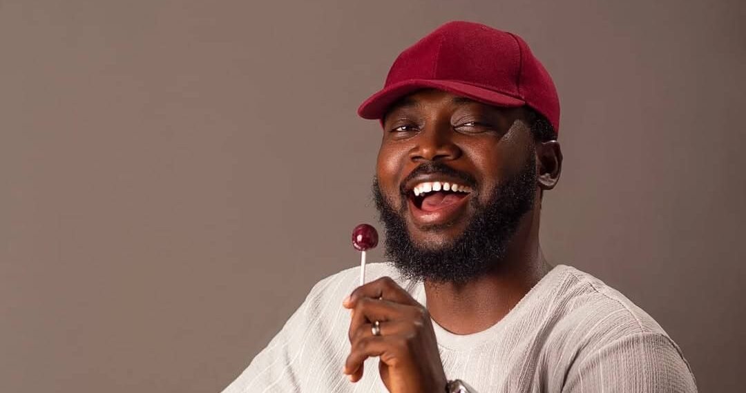 Headless YouTuber Urges Artistes to Adopt New Marketing Strategies 1 Headless Youtube