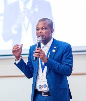 Richad Kumadoe, Security Analyst