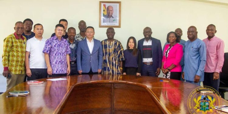 Hon. Sampson Ahi with the Chinese Delegation