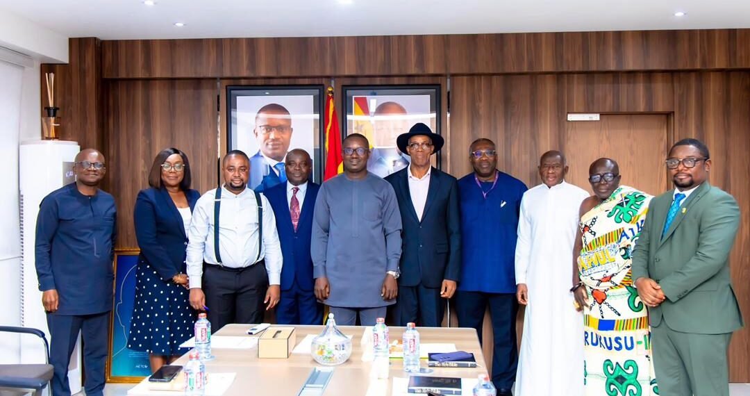 Energy Minister With the AMC Members