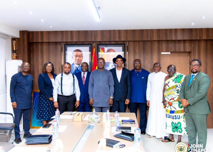 Energy Minister With the AMC Members
