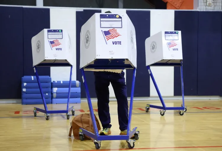Voters Take To Polls For New York City Mayoral Election 1 reuters 6909eb20 1762257696