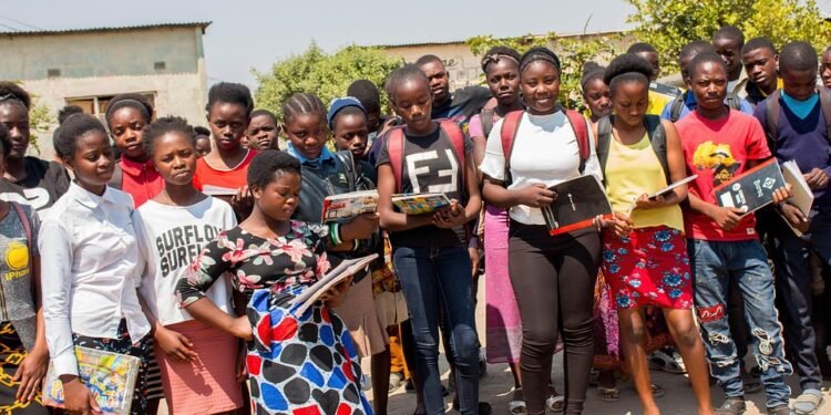 A group of youth in Ghana