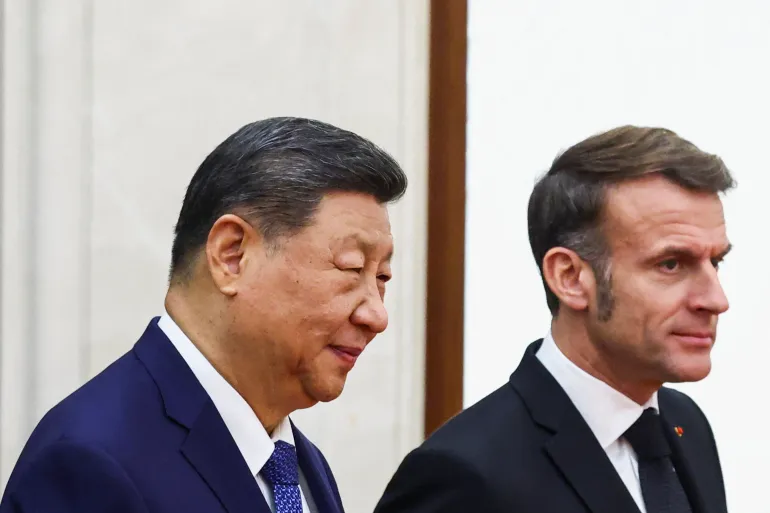 Chinese President Xi Jinping and French President Emmanuel Macron