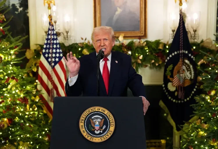 Trump Touts Economic and Security Gains in Christmas Message 1 2025 12 18T022258Z 963566734 RC22IIA1UOAJ RTRMADP 3 USA TRUMP 1766026979