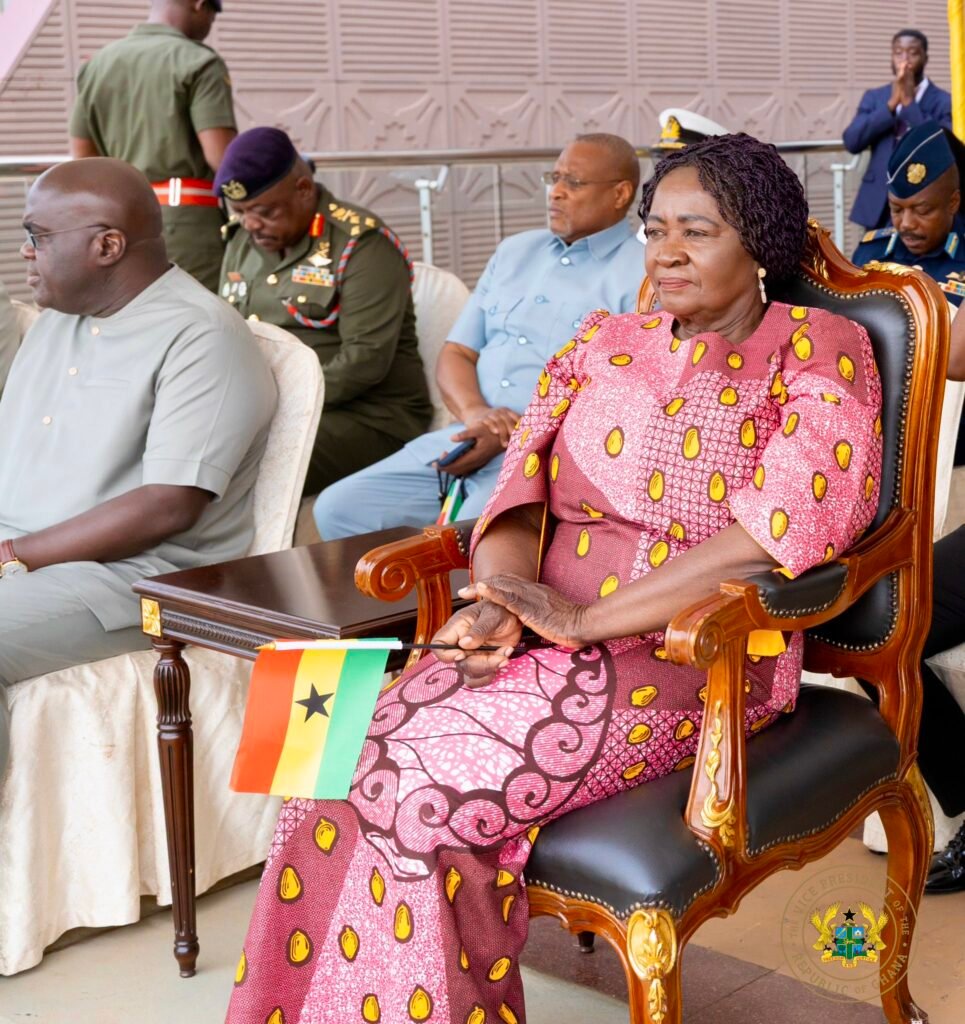 Vice President Reviews 46th Change of Guard in Milestone Ceremony 2 G7qNndBWIAACL1l