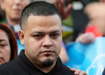 ap 693ae870dc46f 1765468272