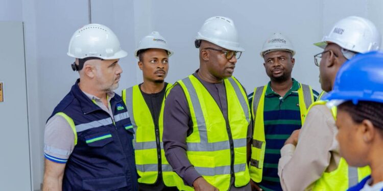 AKSA Ahwomaso Plant Comes on Stream after Integration, Adds 141MW to National Grid 1 Hon. John Abdulai Jinapor, Minister for Energy and Green Transition inspecting the completion of the AKSA Ahwomaso Power Plant Integration