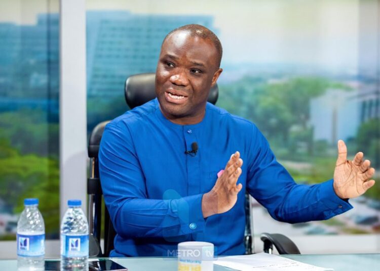 Government Moves to Fix Public Transport Crisis with Immediate and Long-Term Measures 1 Minister of State in charge of Government Communications, Felix Kwakye Ofosu