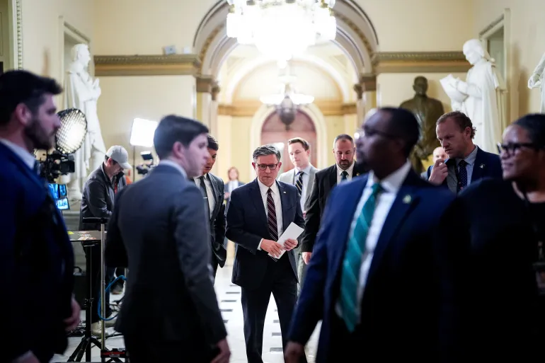 House Advances Bill Ending Tariffs On Canada 3 2026 02 12T012514Z 1859304291 RC20KJAY7ZJX RTRMADP 3 USA CONGRESS IMMIGRATION ELECTION 1770860035