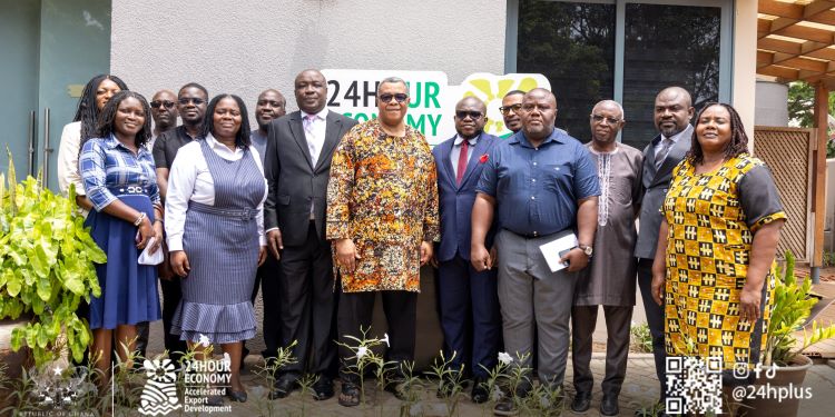 24-Hour Secretariat, Venture Capital Bridge SME Financing Gap 1 24-Hour Economy Secretariat and Ghana Venture Capital Trust Fund Finalize Strategic Partnership