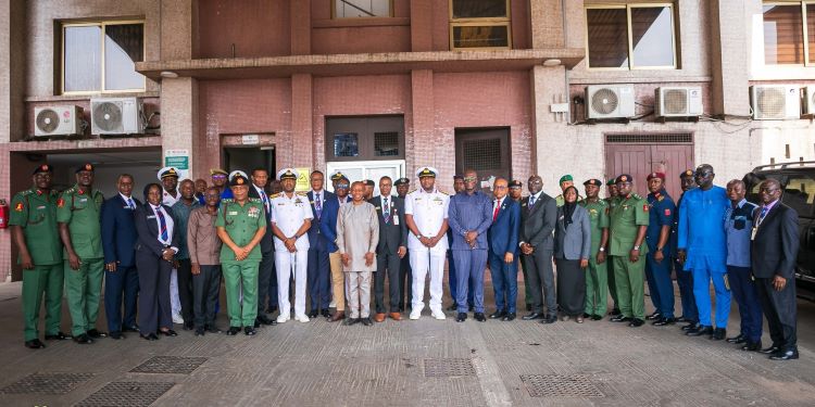 COCOBOD and Nigerian Defence College Discuss Security 1 COCOBOD Formalizes Engagement with National Defence College of Nigeria