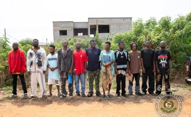GIS Arrests 93 Nigerians in Anti-Fraud Operation, Rescues 73 Victims