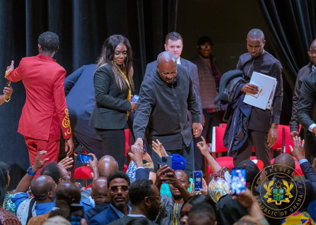 Mahama @Philadephia 6