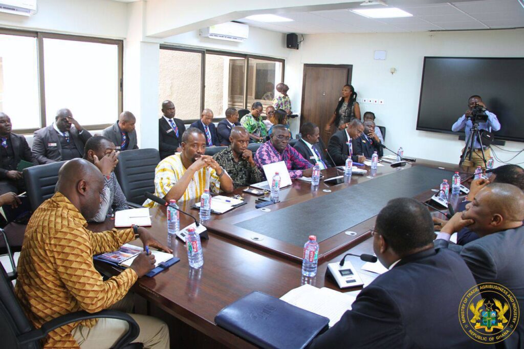Trade Ministry Hosts Nigerian Military Cocoa Study 3 Trade Ministry Hosts Nigerian Military Cocoa Study 2