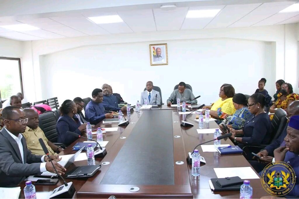 Trade Ministry and Civil Service Council Advance Service Delivery Collaboration 3 1001277038