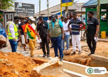 Accra Mayor Inspects Chorkor Drain Construction Works 6 1777048746240