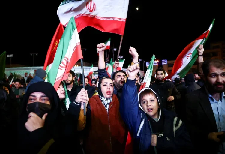 Gulf States Caught in US-Iran Escalation 1 2026 04 08T002646Z 2116015200 RC2OKKAV7UNT RTRMADP 3 IRAN CRISIS USA TRUMP 1775609961