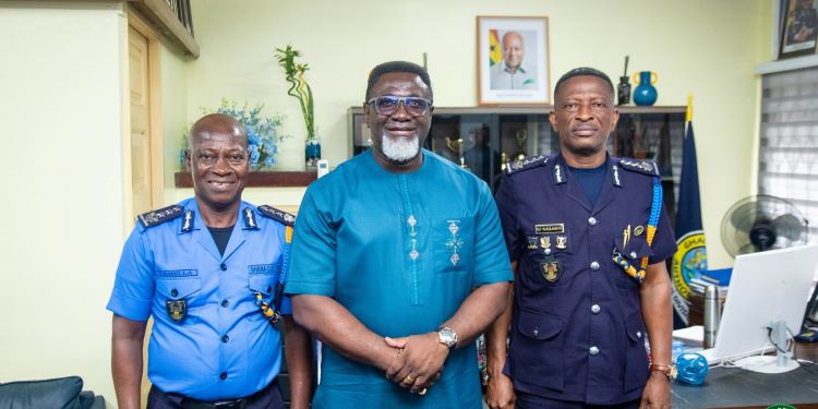 TCDA Deploys CCS Framework To Secure Tema Export Corridor 1 Dr. Andy Osei Okrah, TCDA CEO with Sector Commander of Tema Collection, Assistant Commissioner Michael Nelson and Assistant Commissioner Philip Timbilla, Tema Second-in-Command