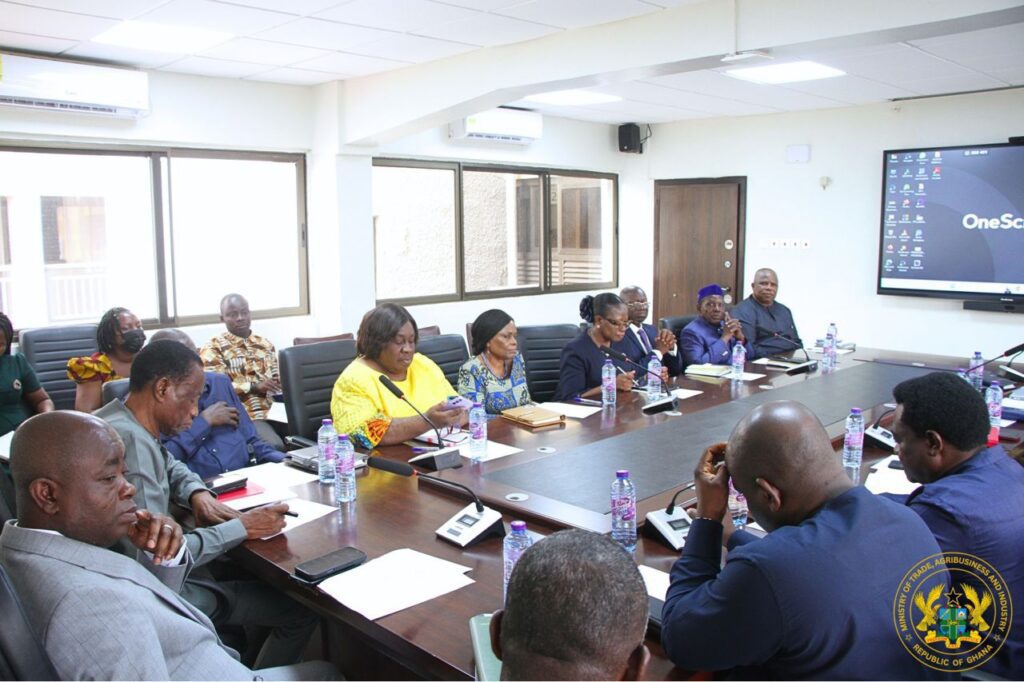 Hon. Sampson Ahi Deputy Minister for Trade Agribusiness and Industry with Dr. Lawrence Kannea Civil Service Council Chairman and Representatives 2