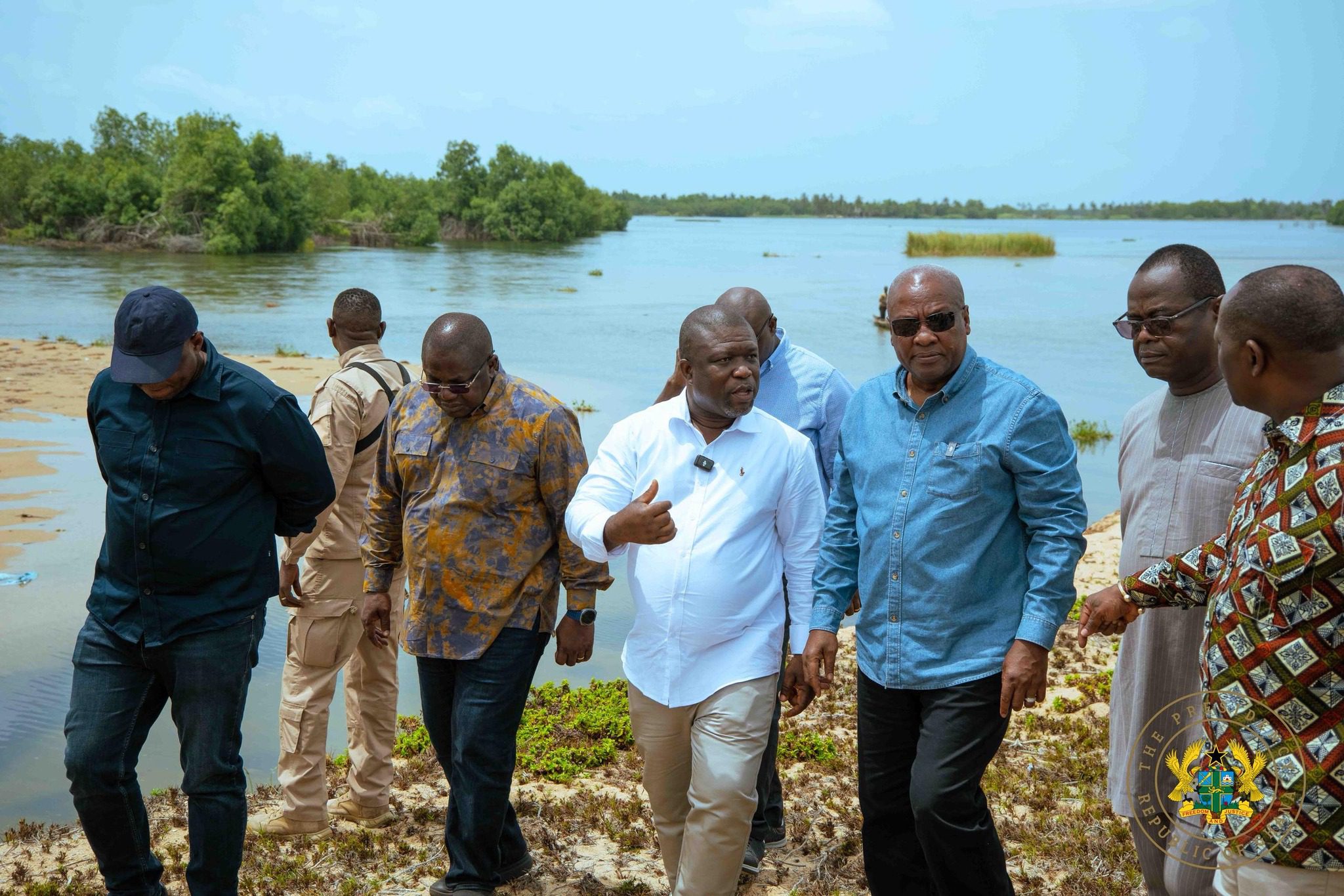 President Mahama Pledges Swift Action on $150m WACA Coastal Project 3 Mahama @Fueveme tidal waves visit 2