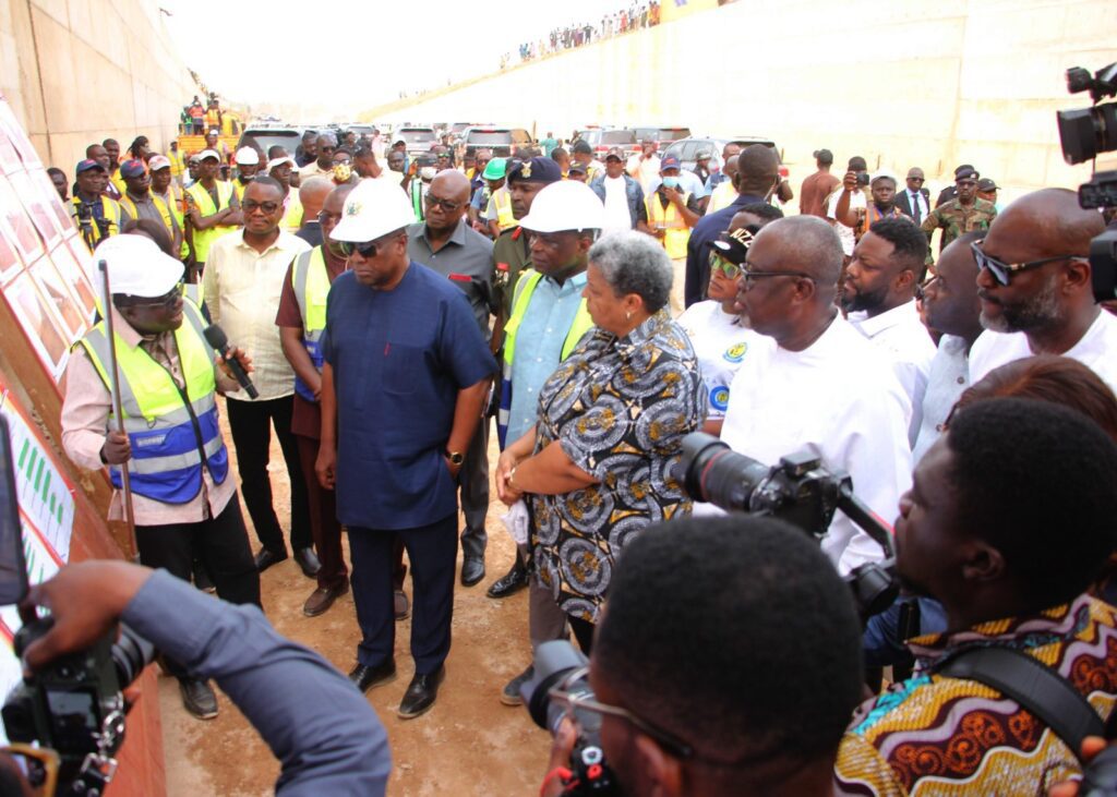 Completion of Kasoa-Winneba Road to Open Central Region to Investment - President Mahama 2 Mahama Inspect Kasoa Winneba Road 2