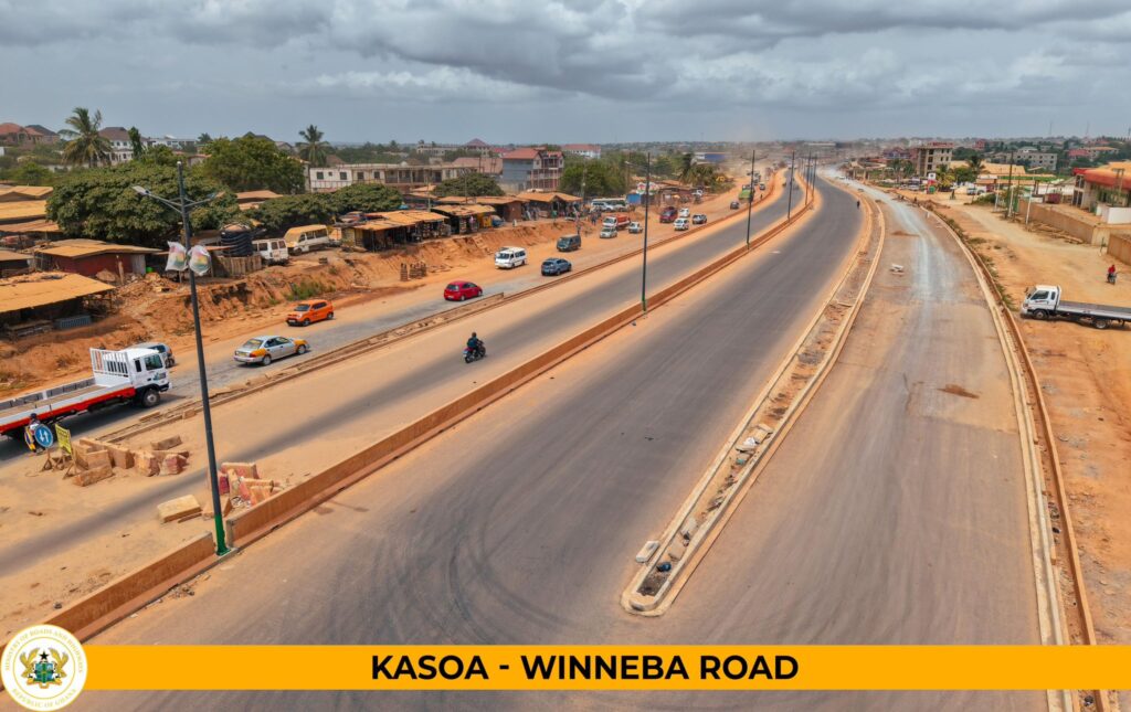 Mahama Government Settles Road Contractors, Fast Tracks Delivery 4 Mahama Inspect Kasoa Winneba Road 7
