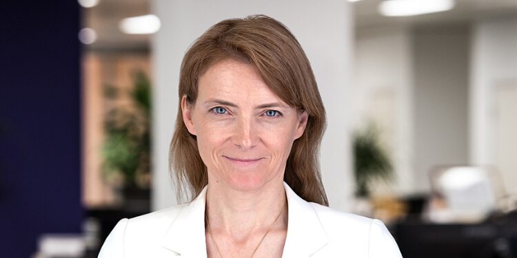UK Considers Crackdown on Radio Frequency Jamming Devices 1 UK Telecoms Minister, Liz Lloyd