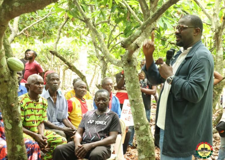 Annoh-Dompreh Assures Cocoa Farmers Of NPP'S Support 1 Frank Annoh-Dompreh engages cocoa farmers