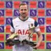 Harry Kane with his Golden Boot and the playmaker award (most assist) in the 2020/21 season