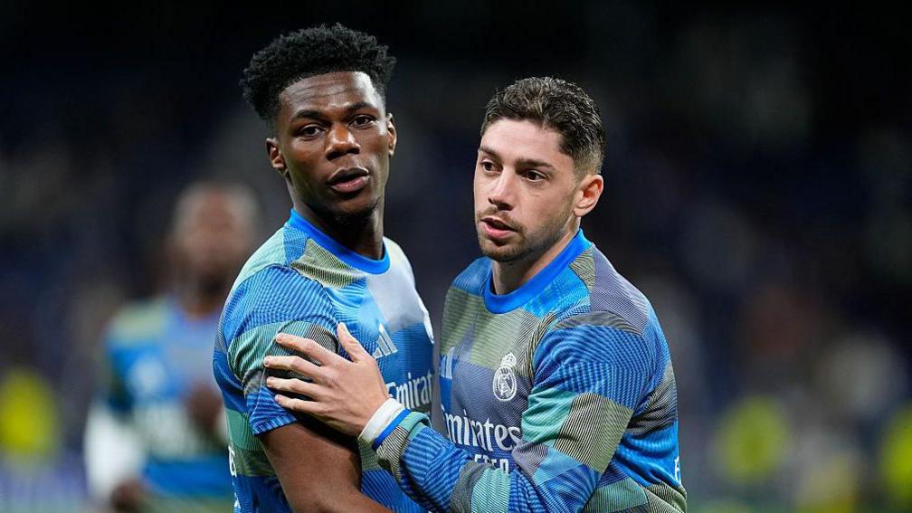 Real Madrid Fine Midfield Duo For Training Ground Bust-Up 3 17782610469334244360636408721892
