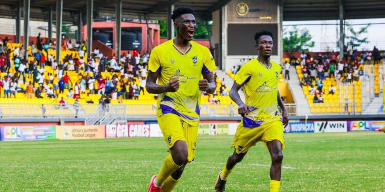 Salim Adams' Double Consolidates Medeama's Position at the Top 1 Salim Adams scored a brace against Bibiani GoldStars at the TnA Stadium in Tarkwa
