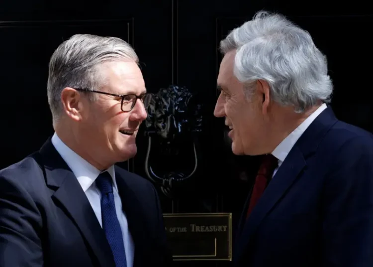 Starmer Defends Rebuild Strategy as Brown and Harman Step In 1 Keir Starmer and Gordon Brown