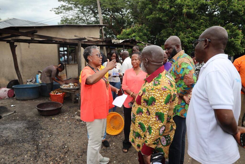 Hon. Emelia Arthur Minister for Fisheries and Aquaculture Development on Tour at Ada