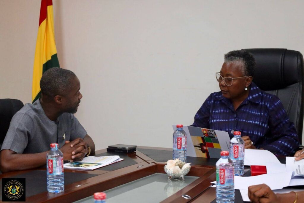 Fisheries Enforcement Unit Deployed to Stop Subsidized Fuel Hoarding 2 Hon. Emelia Arthur Minister for Fisheries and Aquaculture Development with Dr. Riverson Oppong COMC CEO and Team 1