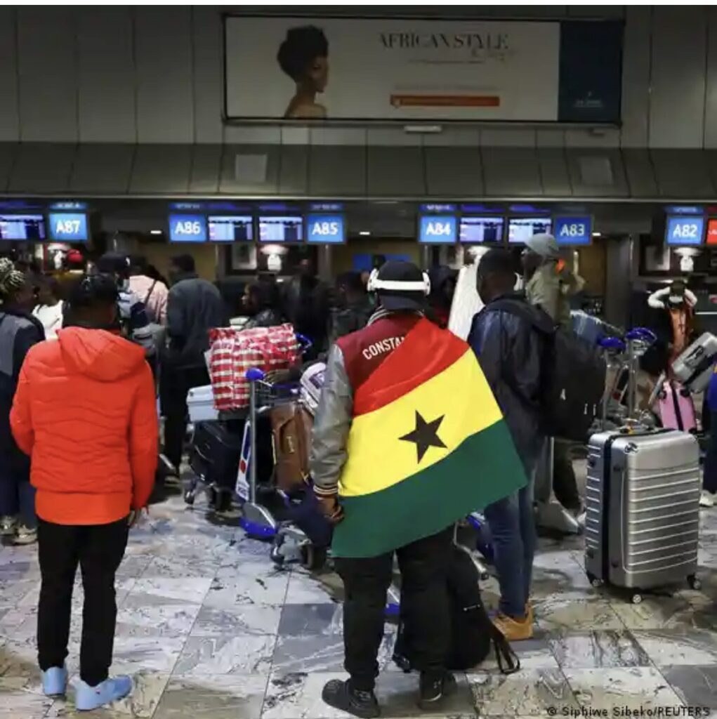 South Africans Welcome Tourists but Demand Strict Departure Compliance 3 IMG 4631