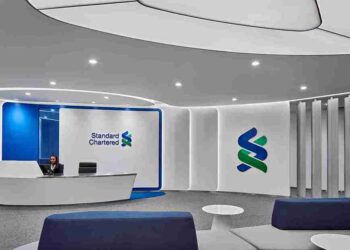 Standard Chartered to Cut 7,800 Jobs as AI Shakes Up Banking Industry 2 Standard Chartered to Cut 7,800 Jobs as AI Shakes Up Banking Industry