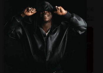 Stonebwoy Set to Deliver High Energy Concert in Parma Italy 5 Stonebwoy performing at the “Redsan@30” flyer
