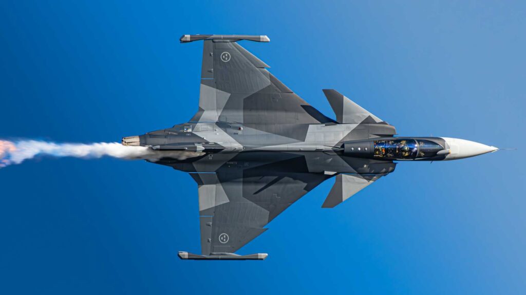 UK Unveils New Fighter Jet Pact to Boost Ukraine’s Air Defences 4 Swedish fighter jet