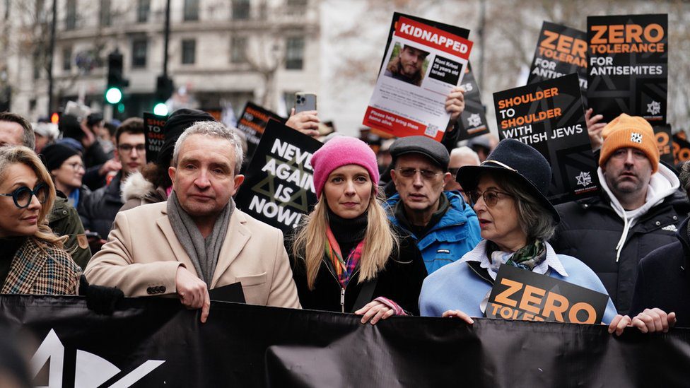 Starmer Leads National Effort to Tackle Antisemitism 2 Thousands march against antisemitism in London