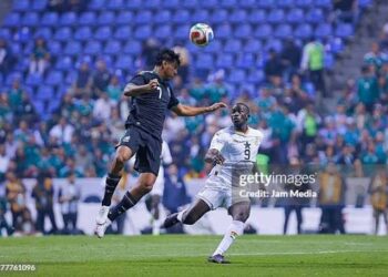 Striker Afena-Gyan Suffers Burglary After Returning From International Assignment 4 Felix Afena-Gyan and a Mexican defender battles for the ball