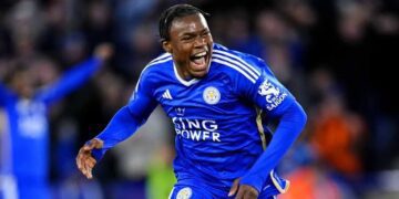 Abdul Fatawu Issahaku celebrate after scoring for Leicester City in the Championship