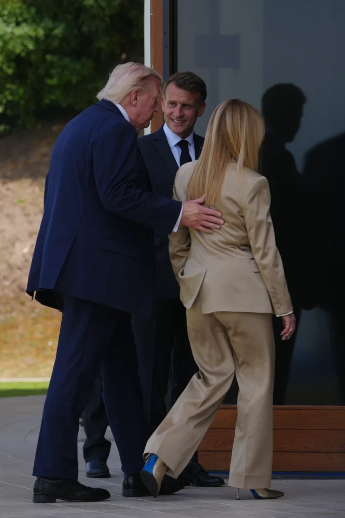 Italy Pushes Back After Trump Says Meloni ‘Begged’ For Photo 2 1000987572