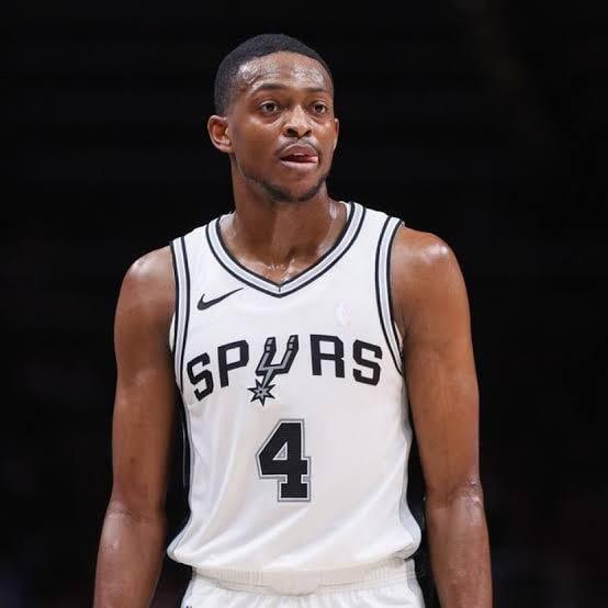 San Antonio Spurs Keep NBA Finals Alive with Crucial Game 3 Victory 3 17809922202006670598749346779817