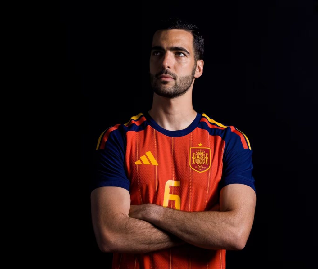 ''Family'' Spirit Driving Spain's World Cup Dream, Says De la Fuente 3 17815223458446835131195558845164