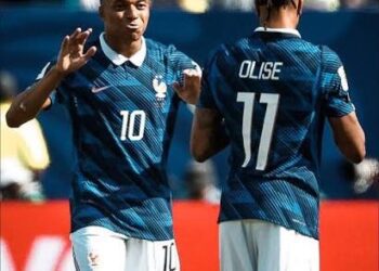 Football’s Biggest Stars Leave Their Marks as 2026 World Cup Enters Quarter-Final Stage 3 Kylian Mbappé and Michael Olise in action for France