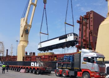 Ghana Boosts Rail Network with 2 New Locomotives, 20 Freight Wagons 2 Locomotive Cleared from Tema Harbour for Tema–Mpakadan Railway Operations